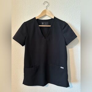 Figs Casma Three-Pocket Scrub Top